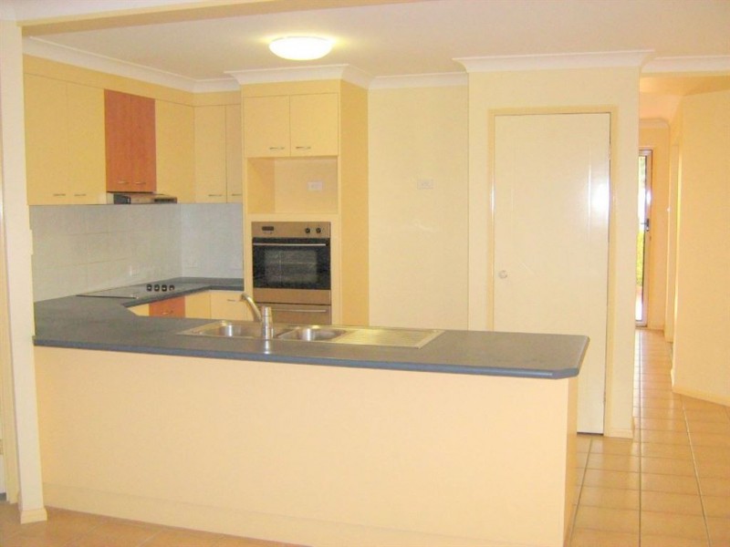 6 Tea Tree Crescent, Sinnamon Park QLD 4073