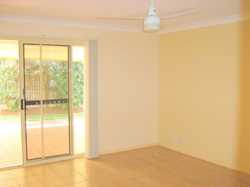 6 Tea Tree Crescent, Sinnamon Park QLD 4073