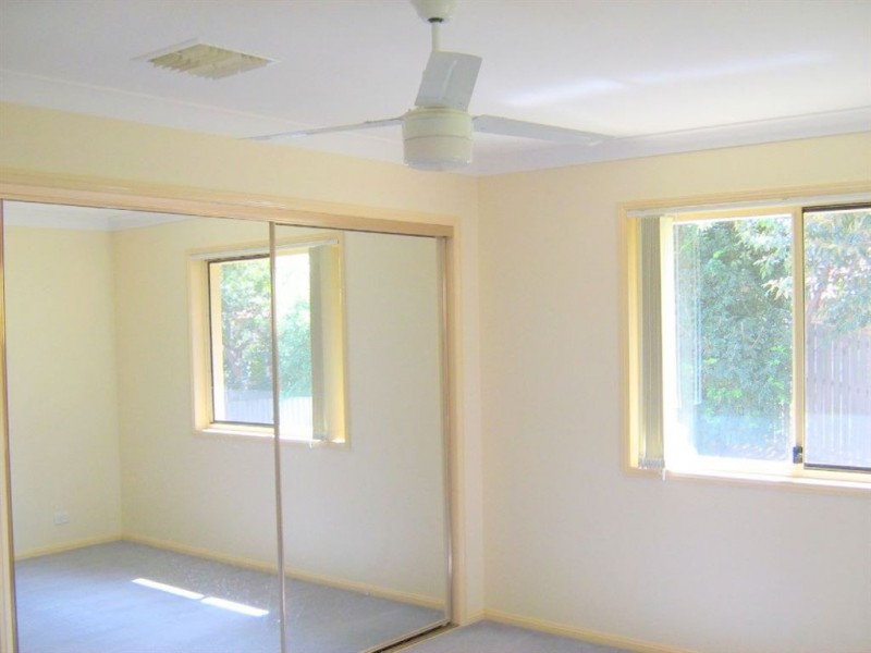 6 Tea Tree Crescent, Sinnamon Park QLD 4073