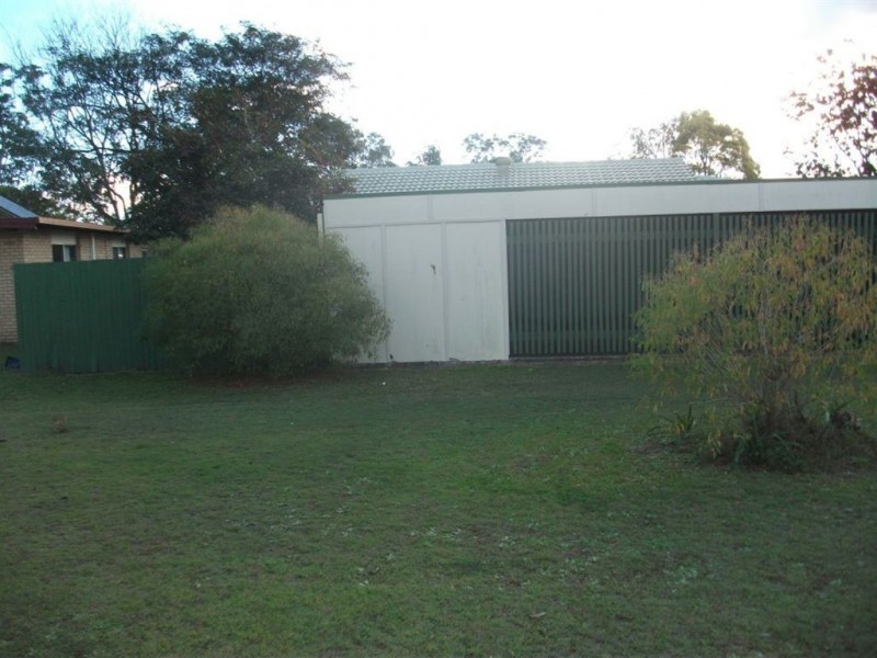 2 Kalbarri Street, Riverhills QLD 4074