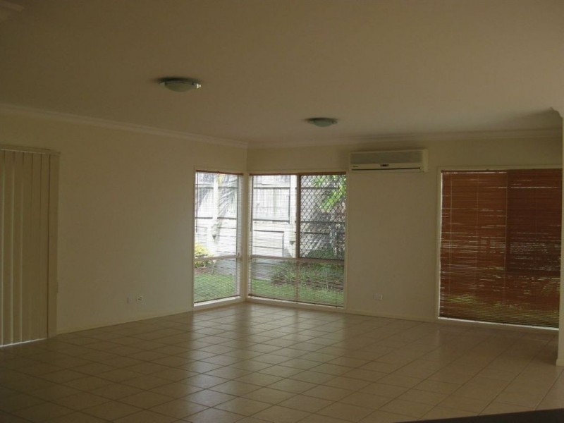 17 Hindmarsh Place, Westlake QLD 4074