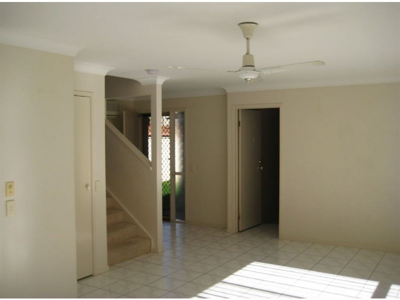 14 Olympic Place, Sinnamon Park QLD 4073