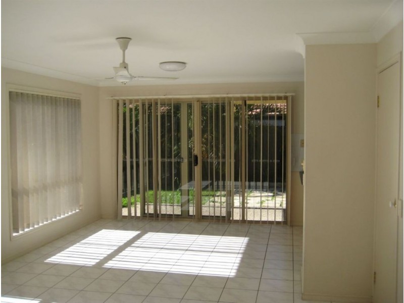 14 Olympic Place, Sinnamon Park QLD 4073