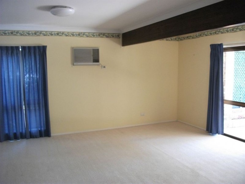 10 vakuta, Fig Tree Pocket QLD 4069