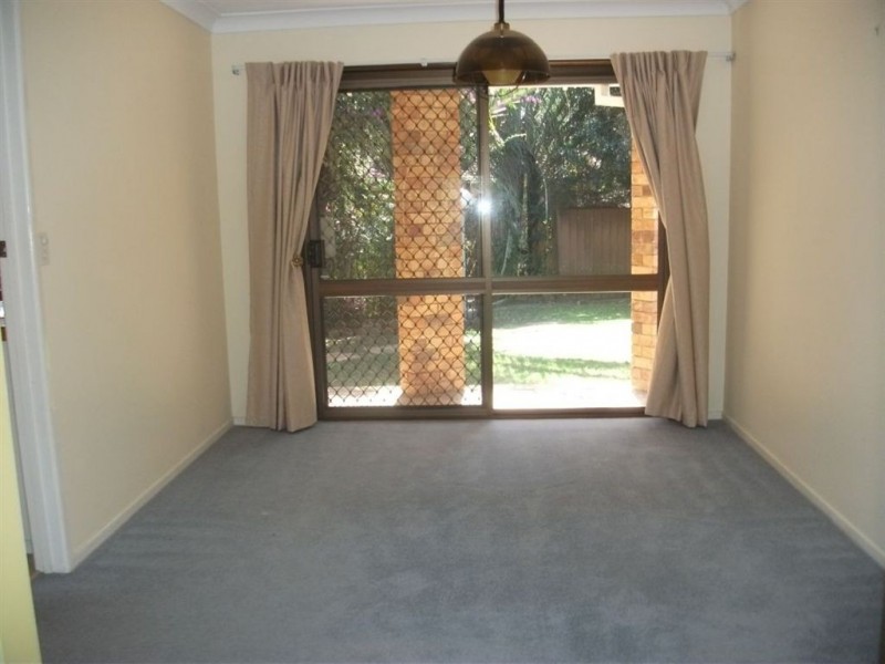 10 vakuta, Fig Tree Pocket QLD 4069