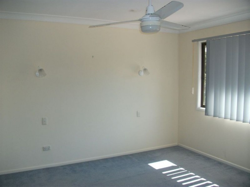 10 vakuta, Fig Tree Pocket QLD 4069