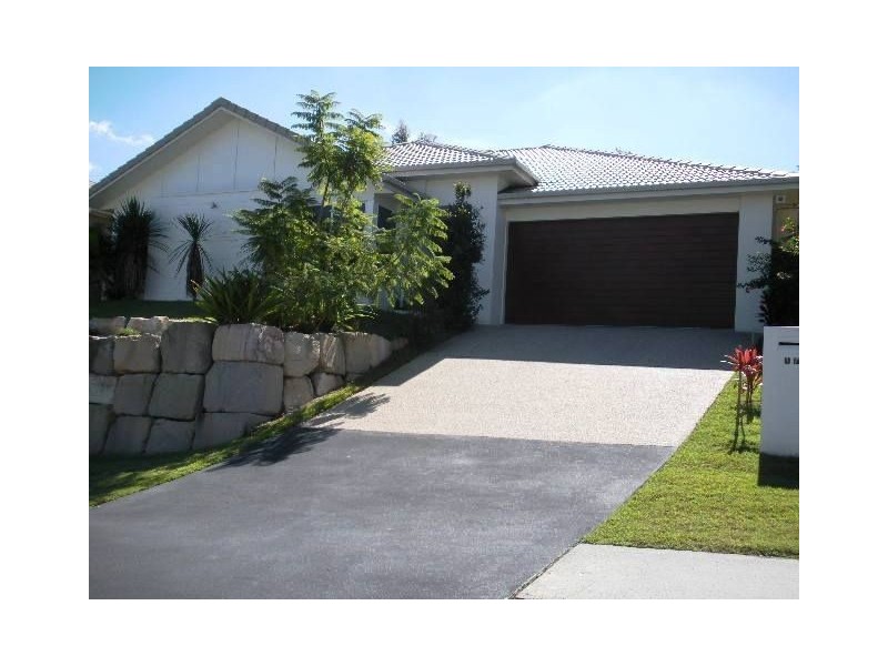 17 Highland Drive, Seventeen Mile Rocks QLD 4073