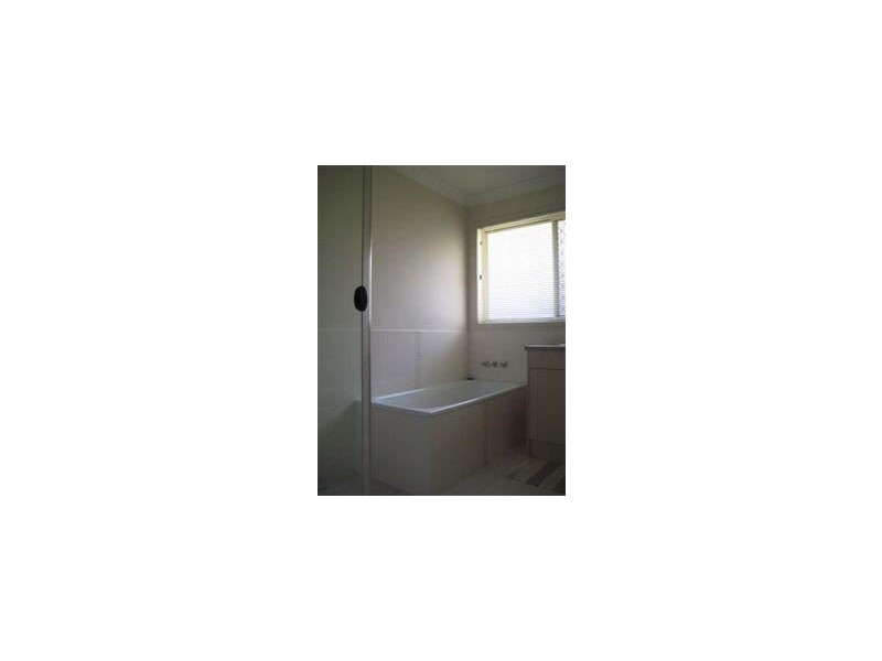 15 Tropical, Forest Lake QLD 4078