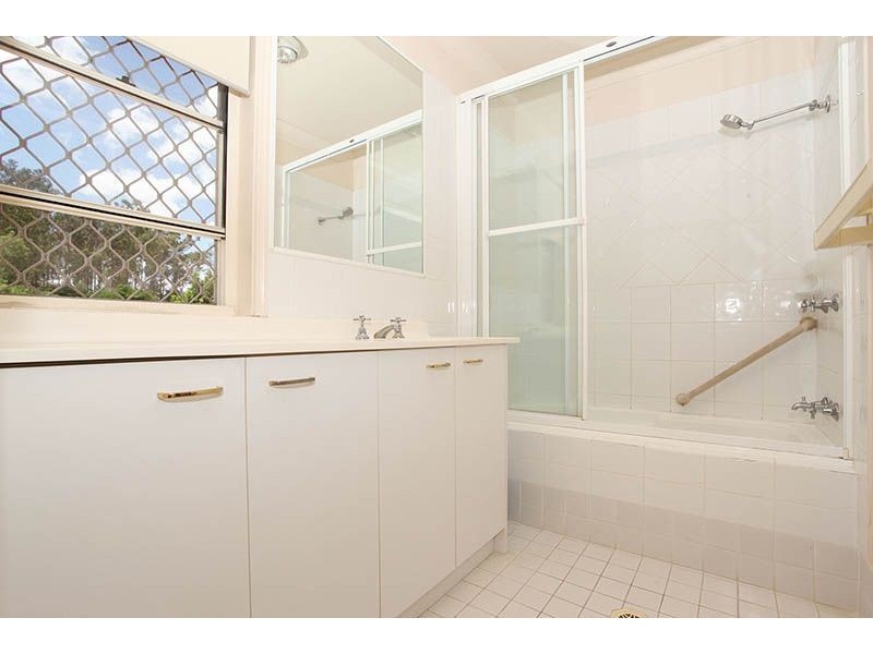 6A Stockwhip Place, Sumner QLD 4074