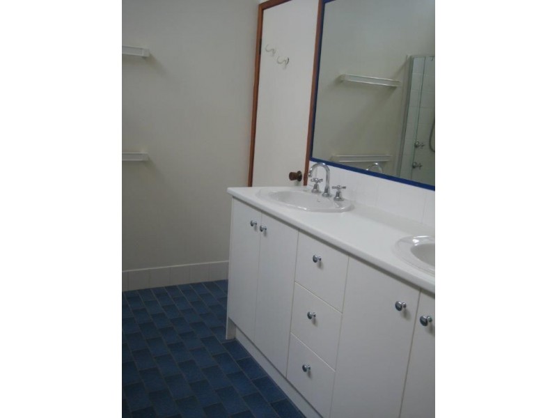 21 Praeger, Chapel Hill QLD 4069