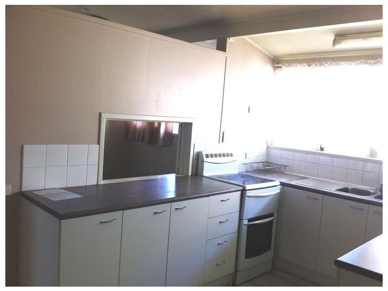 64 Burbong Street, Chapel Hill QLD 4069