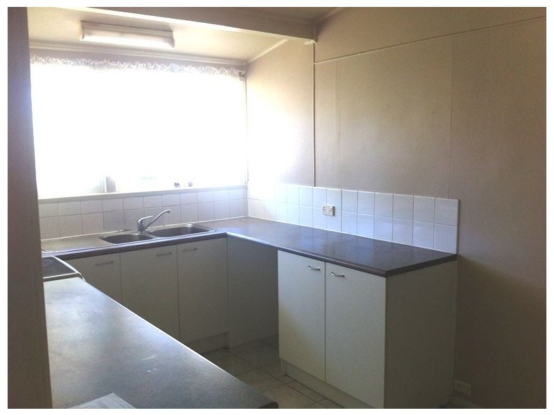 64 Burbong Street, Chapel Hill QLD 4069