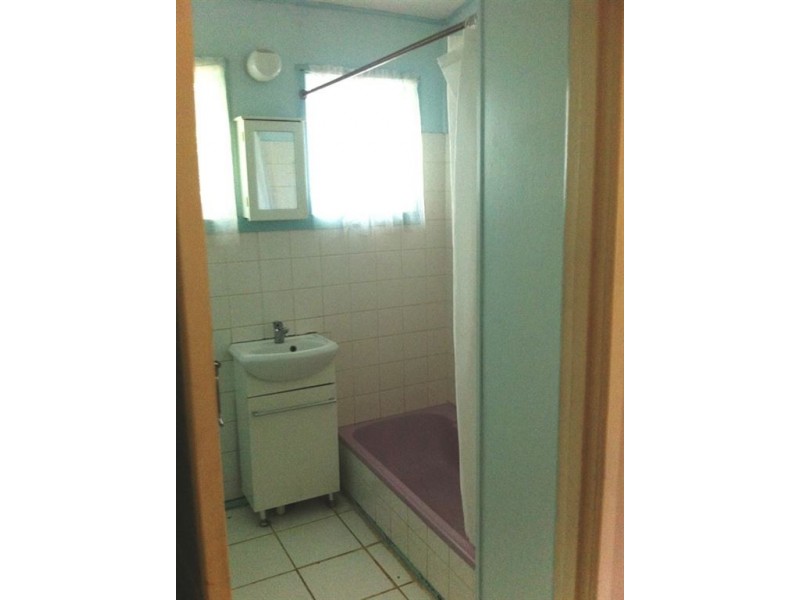 64 Burbong Street, Chapel Hill QLD 4069