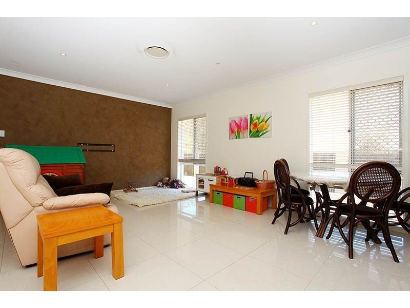 44 Bathersby Crescent, Augustine Heights QLD 4300