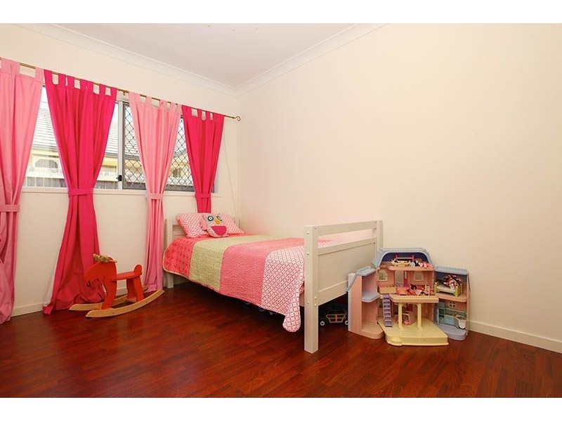 44 Bathersby Crescent, Augustine Heights QLD 4300