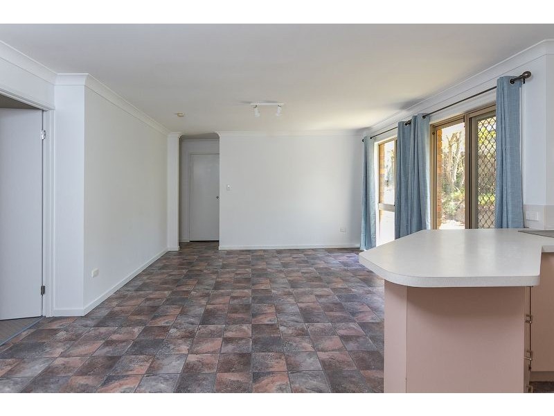 8 Harans Street, Jamboree Heights QLD 4074