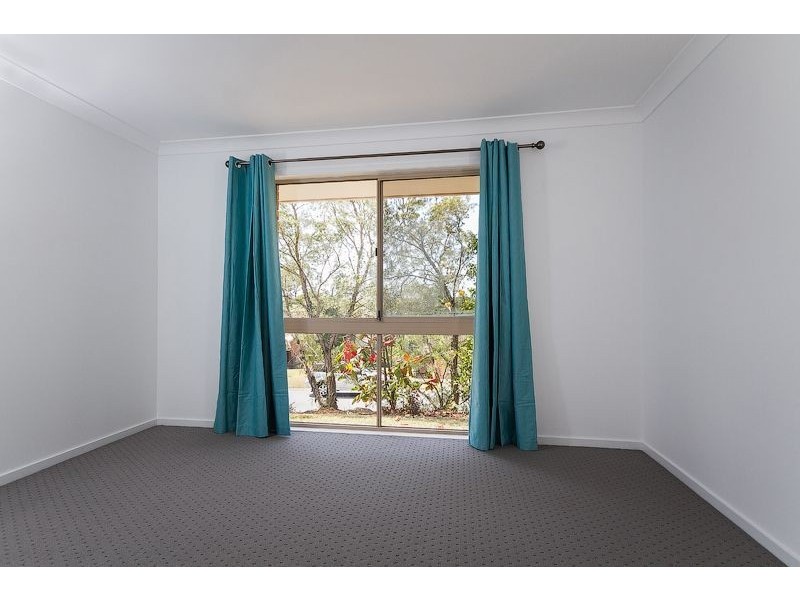 8 Harans Street, Jamboree Heights QLD 4074