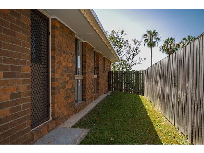 8 Harans Street, Jamboree Heights QLD 4074