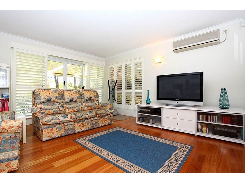 135 Arrabri Avenue, Mount Ommaney QLD 4074