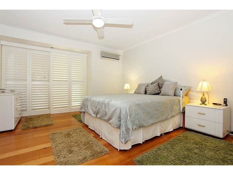 135 Arrabri Avenue, Mount Ommaney QLD 4074