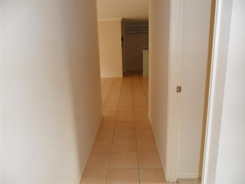 8/50 Endeavour Street, Mount Ommaney QLD 4074