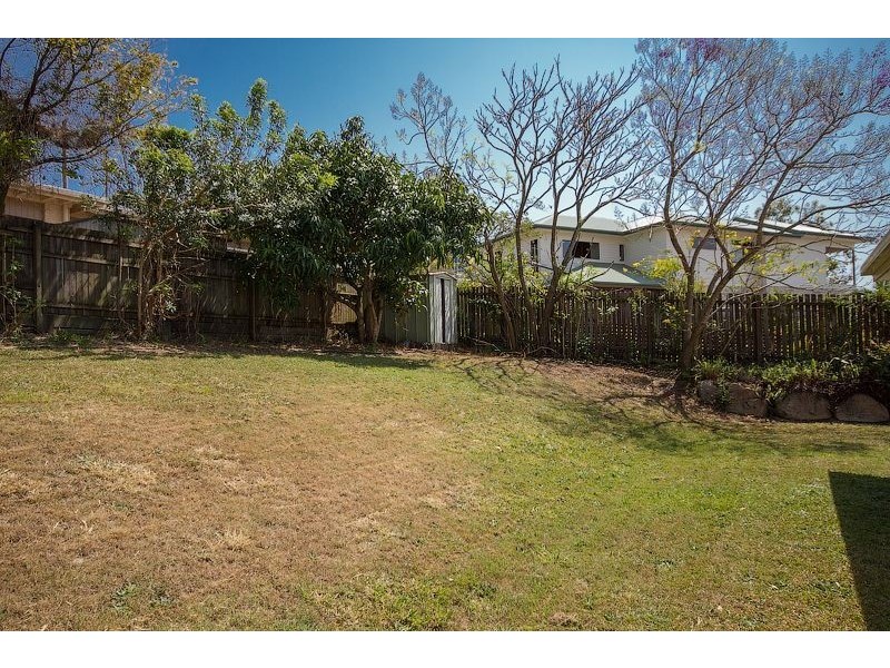 8 Harans Street, Jamboree Heights QLD 4074