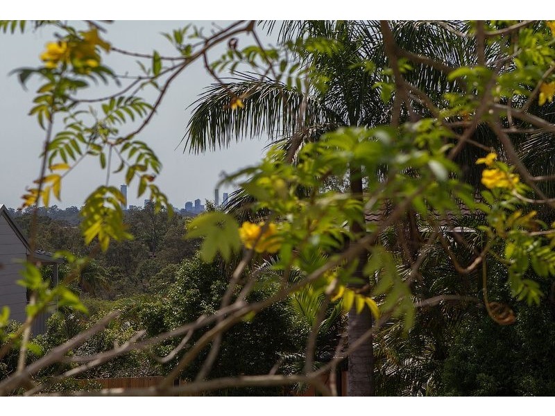 8 Harans Street, Jamboree Heights QLD 4074