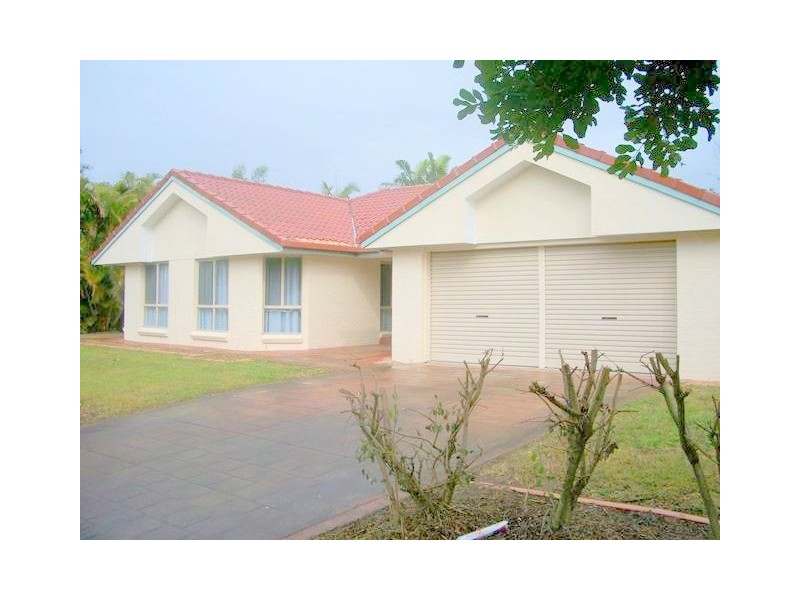 6 Greenstead Way, Forest Lake QLD 4078