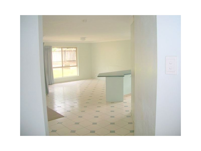 6 Greenstead Way, Forest Lake QLD 4078
