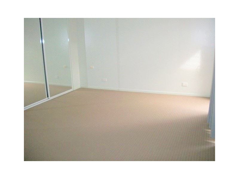 6 Greenstead Way, Forest Lake QLD 4078