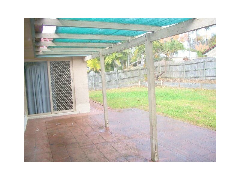 6 Greenstead Way, Forest Lake QLD 4078