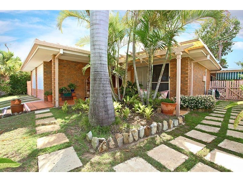 7 Poseidon Crescent, Jamboree Heights QLD 4074