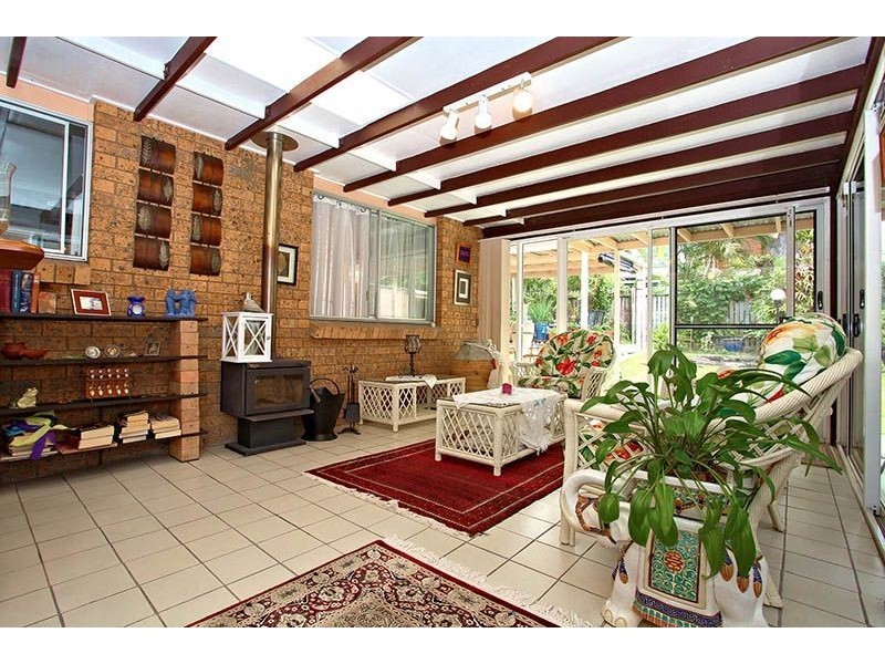 7 Poseidon Crescent, Jamboree Heights QLD 4074