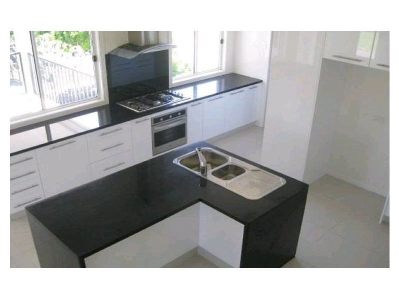 2 Cayman Place, Forest Lake QLD 4078