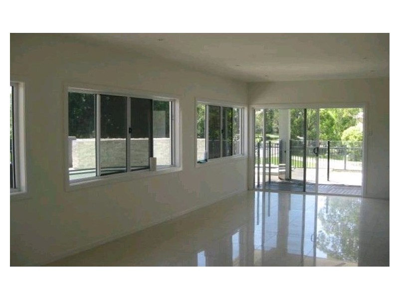 2 Cayman Place, Forest Lake QLD 4078