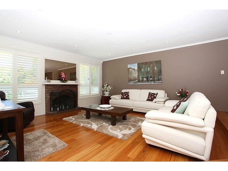 135 Arrabri Avenue, Mount Ommaney QLD 4074