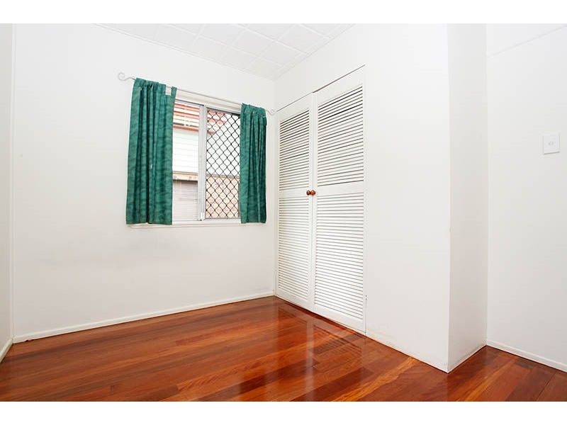 34 Argyle Street, Seventeen Mile Rocks QLD 4073