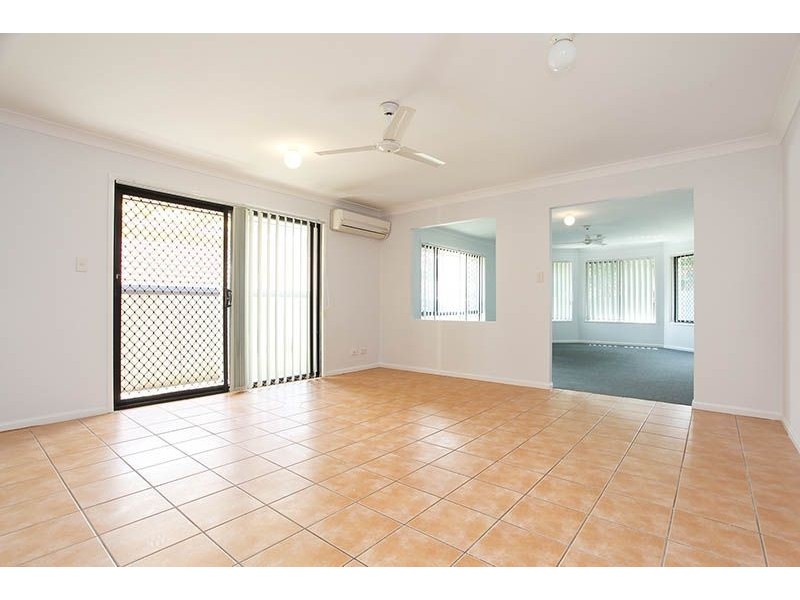 54 Leyburn Crescent, Forest Lake QLD 4078