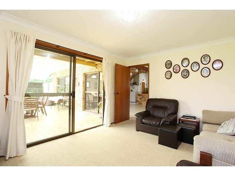 11 Kosciusko Street, Middle Park QLD 4074