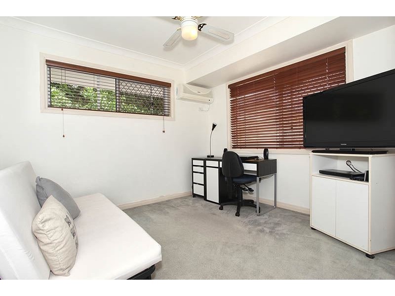 8 O’Reilly Street, Sinnamon Park QLD 4073