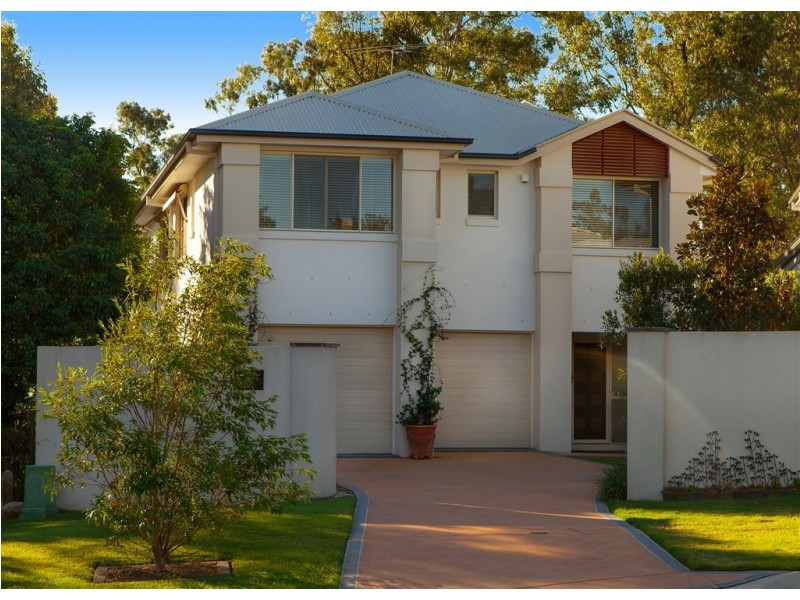 21 Fairway Court, Mount Ommaney QLD 4074