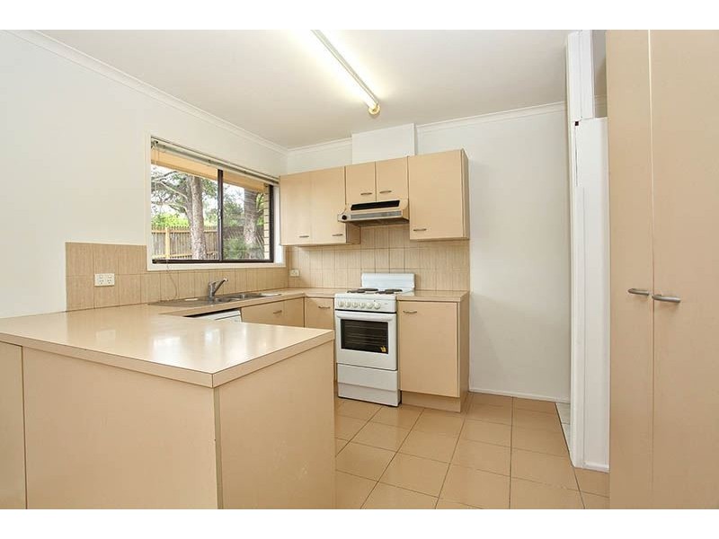 40 Dandenong Road, Jamboree Heights QLD 4074