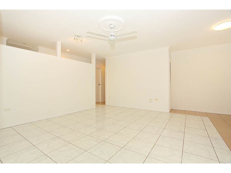 40 Dandenong Road, Jamboree Heights QLD 4074