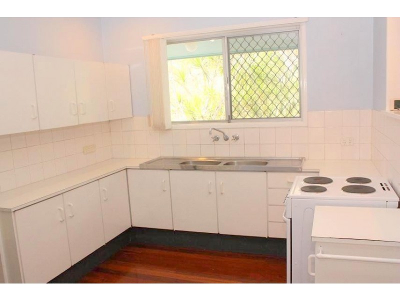 8 Fig Tree Pocket Road, Chapel Hill QLD 4069