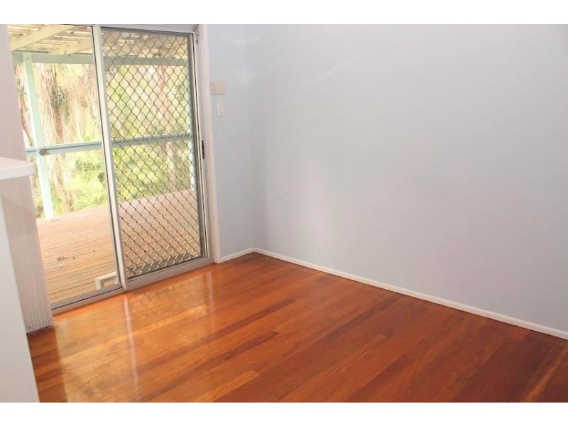 8 Fig Tree Pocket Road, Chapel Hill QLD 4069