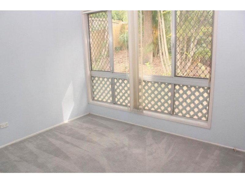8 Fig Tree Pocket Road, Chapel Hill QLD 4069