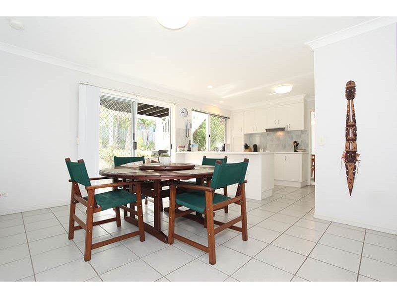 35 Balaton Street, Westlake QLD 4074