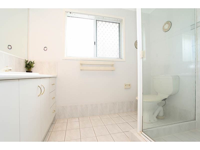 35 Balaton Street, Westlake QLD 4074