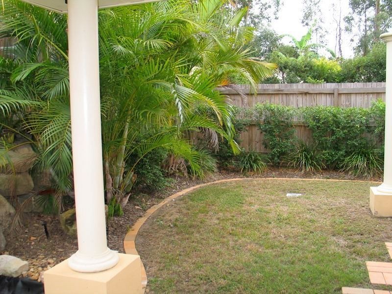 33 Seabrook Circuit, Westlake QLD 4074