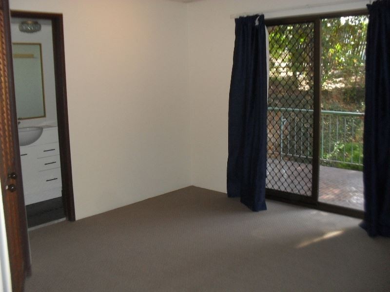 4/33 Rokeby Terrace, Taringa QLD 4068